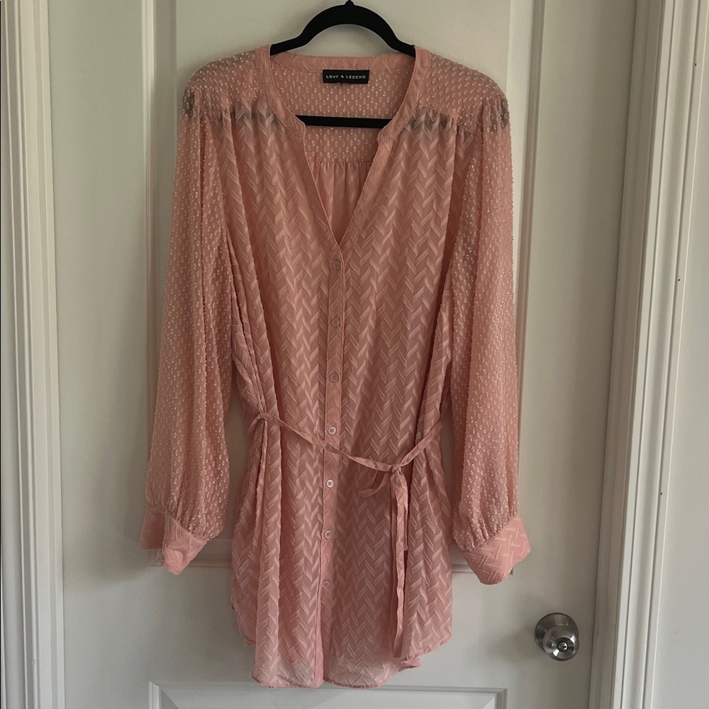 Love & Legend chevron Swiss dot button down tunic top size lg